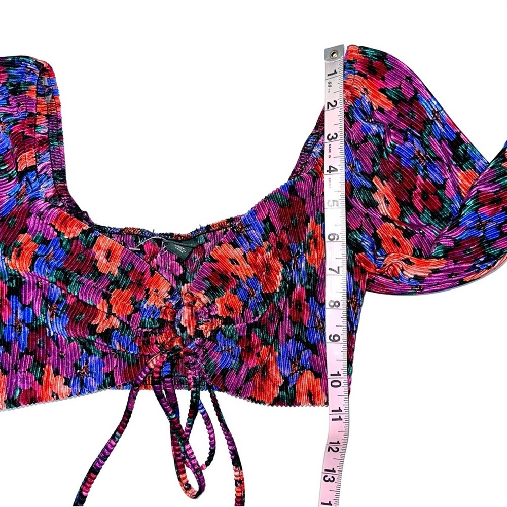SOLD 💕Wild Fable Floral Bell Sleeve Tie Front Crop Top - Picture 11 of 12